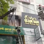 মিরপুরে বহুতল ভবনে আগুন