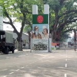 পশ্চিমবঙ্গে নির্বাচন: বেনাপোল থেকে একদিনে ফেরত এলেন ৪০০ যাত্রী