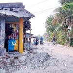 ডুমুরিয়ায় হাসানপুর খেয়াঘাটে ঝুঁকিপূর্ণ বাঁক রেখেই সড়ক সংস্কার কার স্বার্থে?